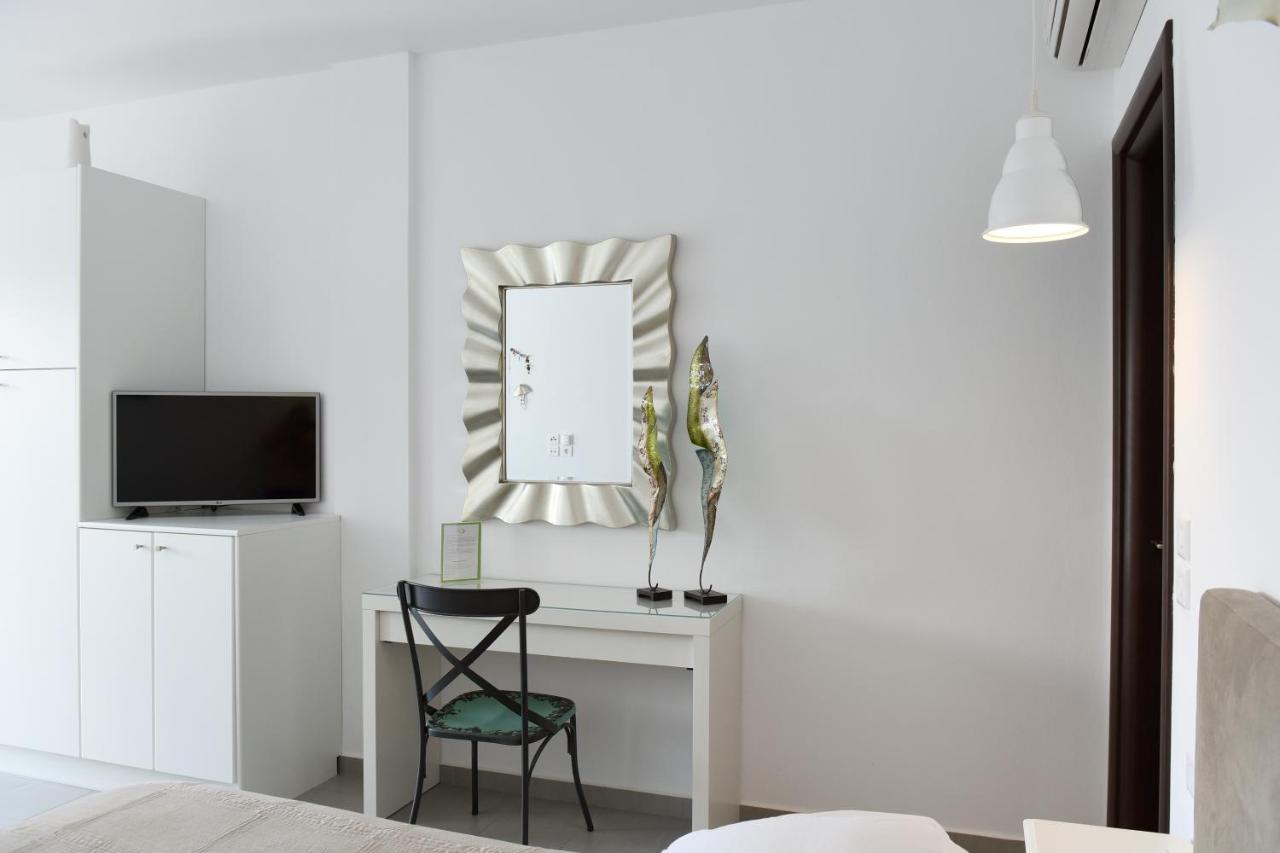 Tsakanos Home Adamantas  Zewnętrze zdjęcie